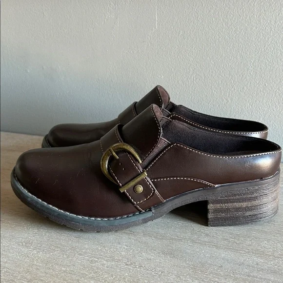 Eastland Women’s Brown Clogs 9.5 Vintage Explorer Bohemian Wanderer Style Y2K - Picture 2 of 9